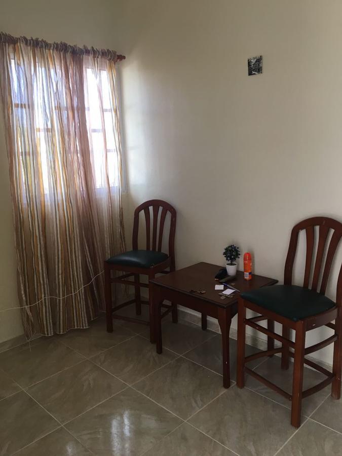 Lora Guest house *